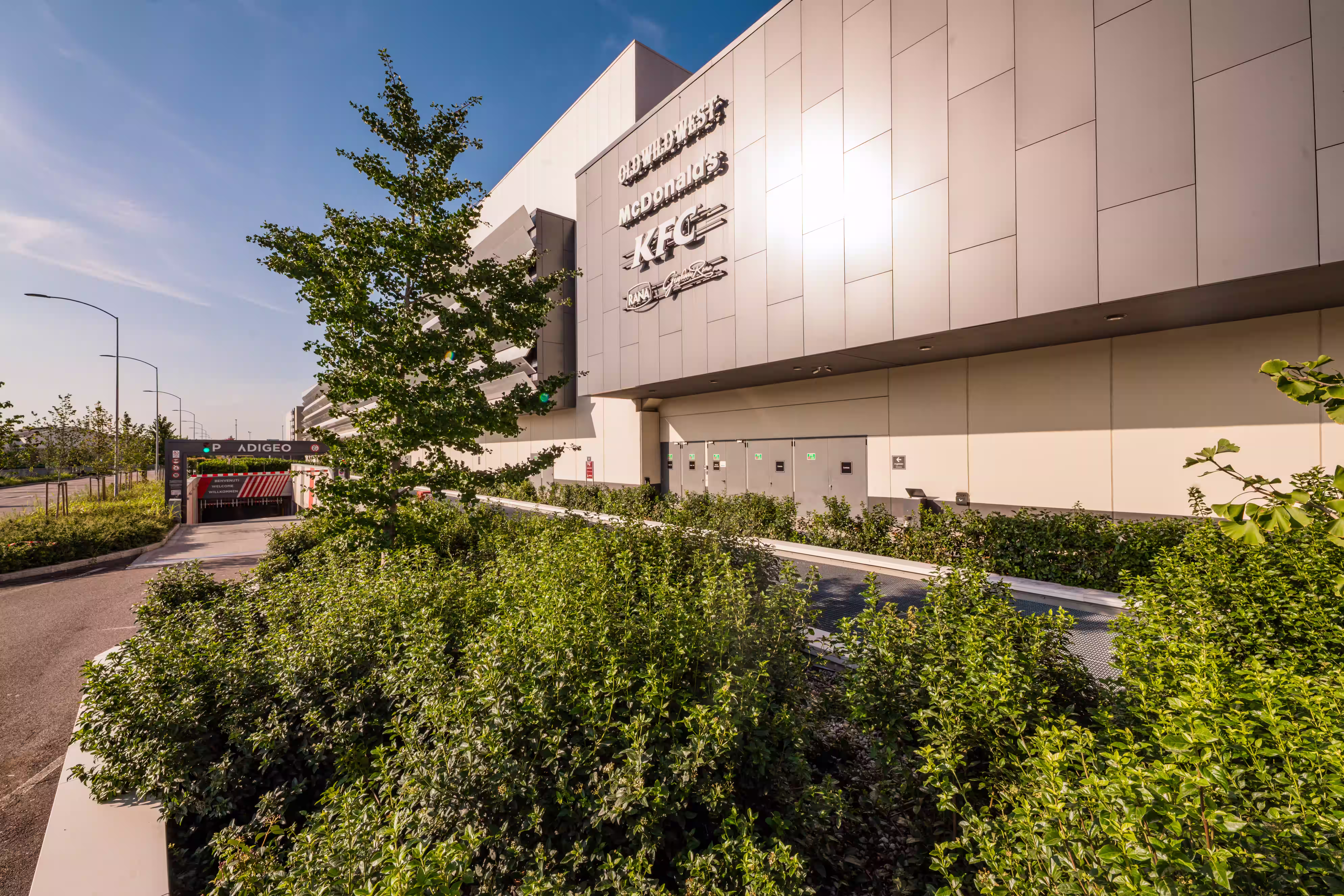 der - Manutenzione Centro Commerciale Adigeo, Verona 3