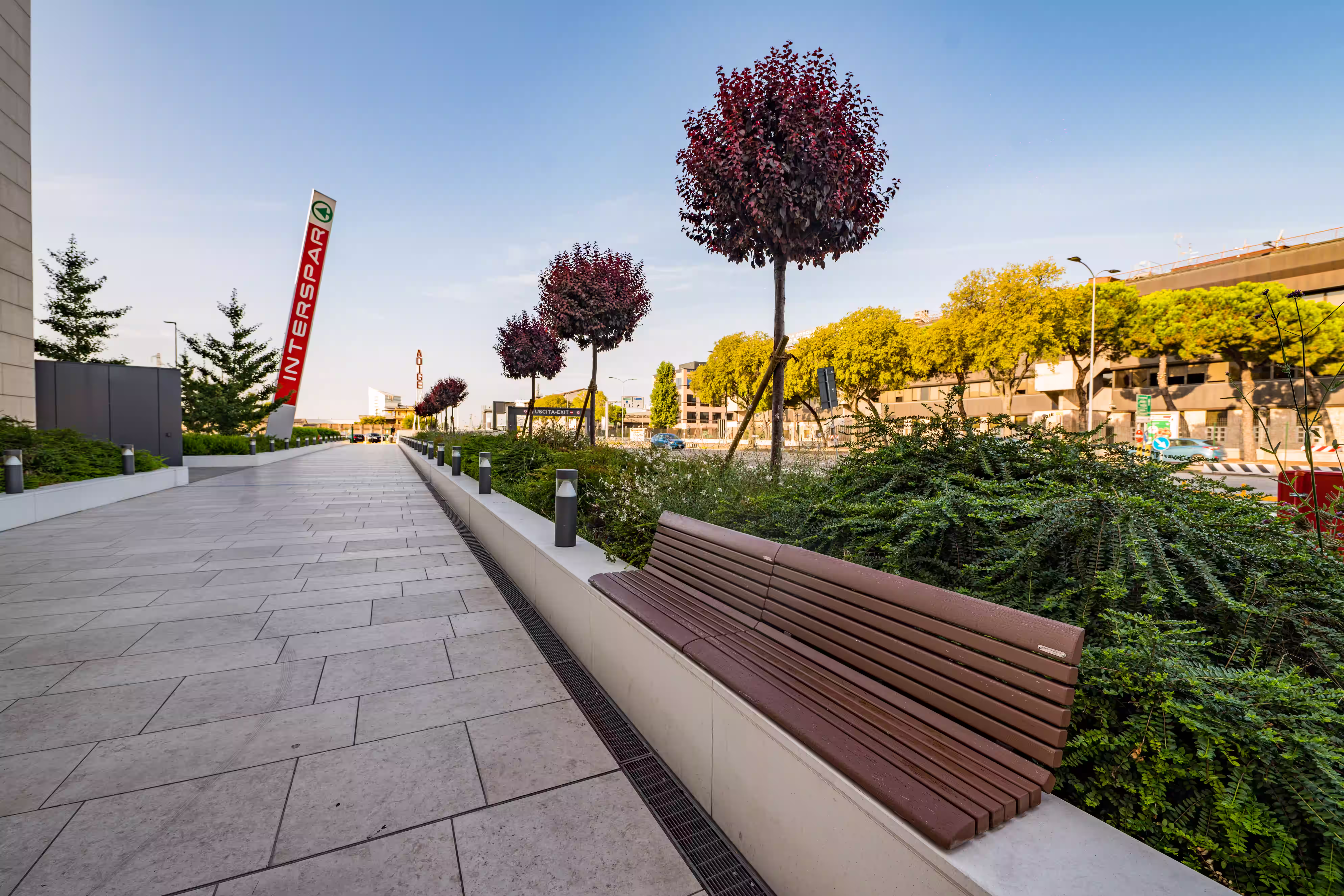 Vivai Feder - Manutenzione Centro Commerciale Adigeo, Verona 7