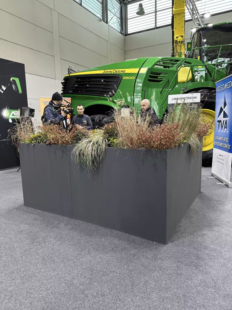 Vivai Feder - Allestimenti - John Deere 5